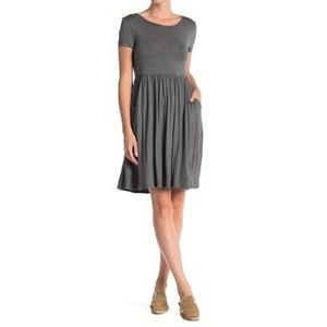 West Kei Short Sleeve Knit Dress w/pockets